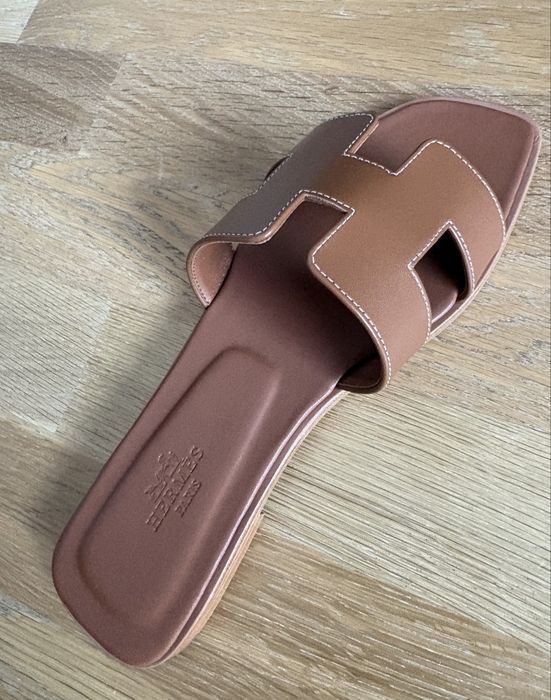 Vand papuci Herme marimea 37