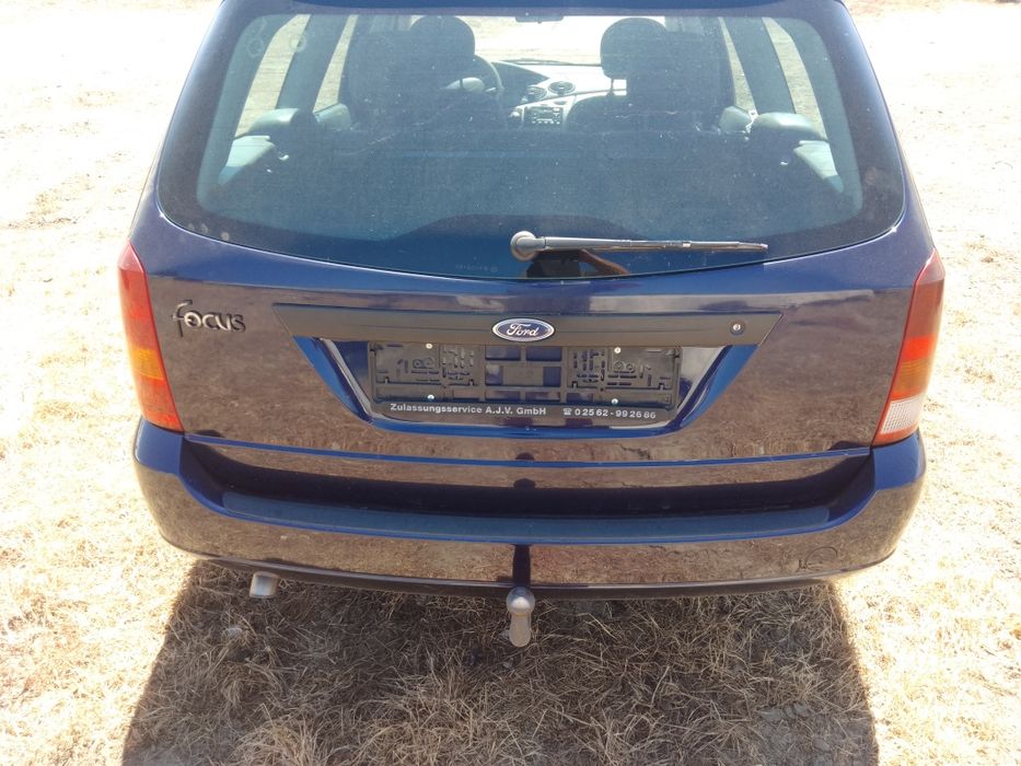 Dezmembrez Ford focus 1 1 8 Tddi Anul 2000