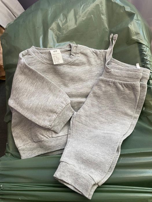 Lot Trening bebe Toate 100 lei H&M