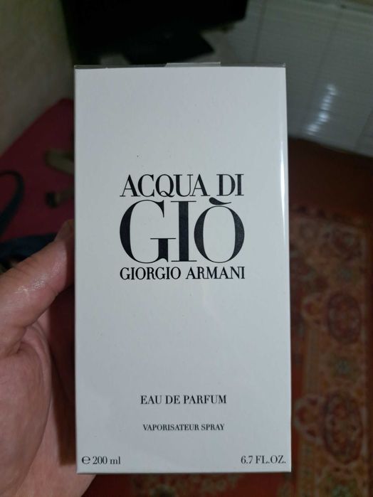 Продам новые оригинальные Духи