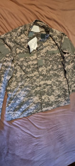 Vând uniforma militara tip NATO, barbati, nr. L