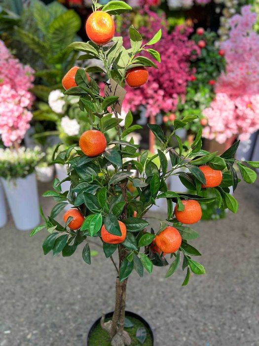 Искусственное дерево — для дома, офиса, кафе и фотозоны