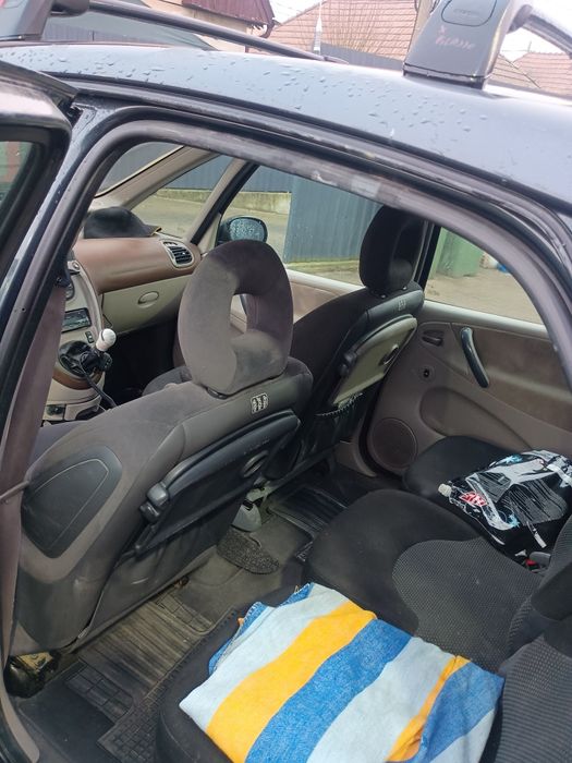 Vând sau schimb cu ceva mai mare