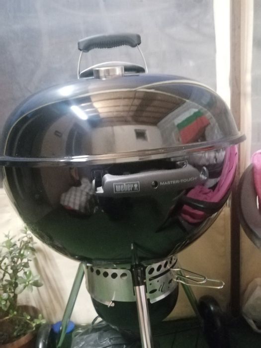 Барбекю  на дървени въглища