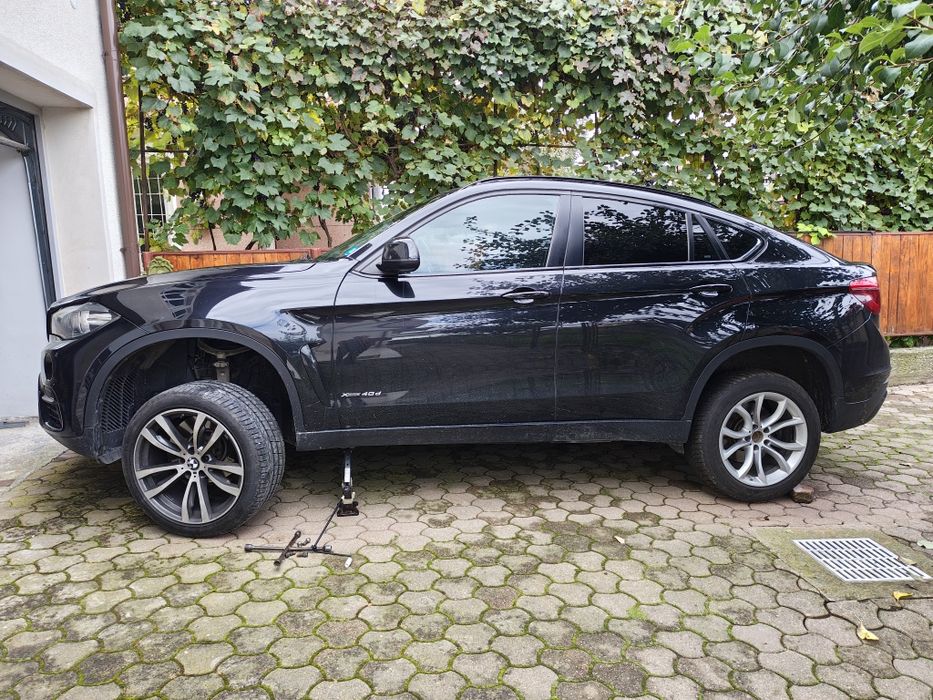 Vând roți /  jante oem BMW pe 19 cu anvelope iarna Semperit la bucata