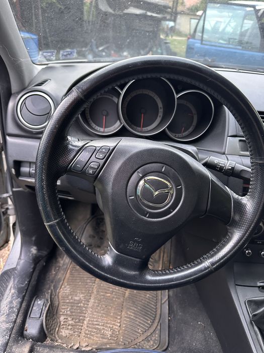 Мазда 3 на части