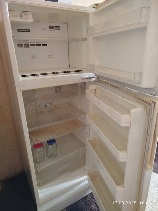 Холодильник Daewoo