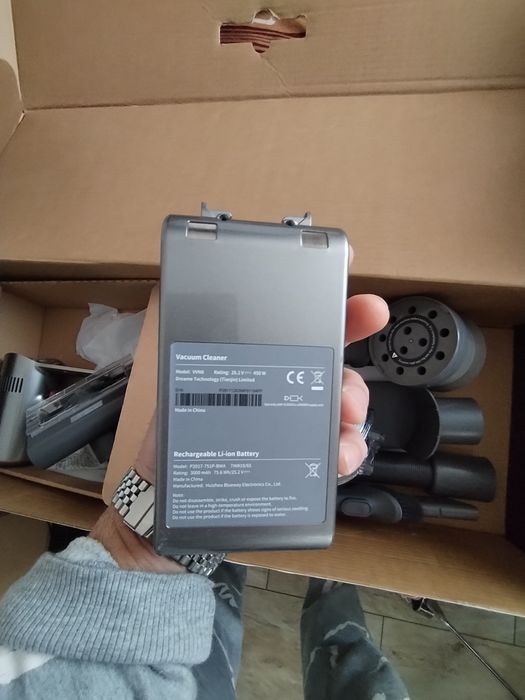 Dreame v11 на части