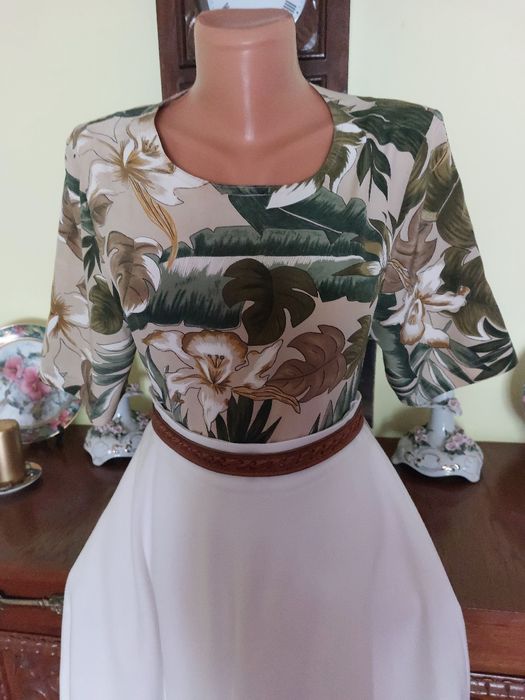 Minunata bluza noua 100% matase naturala, perfecta pt. vacanța