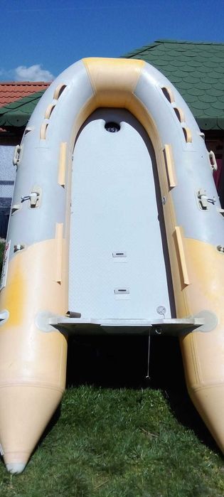 Надуваема лодка "Pro Marine" 320 см с твърдо надуваемо дъно и кил /Аirdeck/