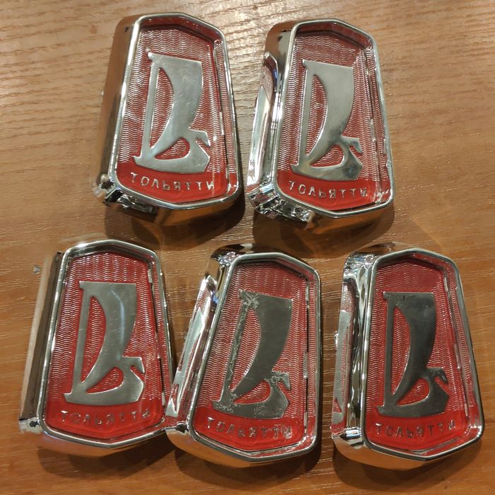 Эмблемы и вставки в эмблемы