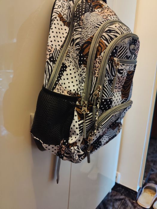 Nou -Ghiozdan școala generală/liceu