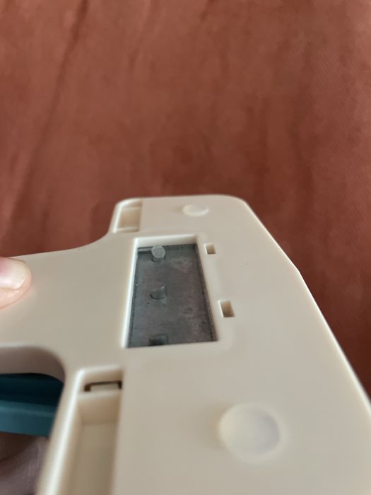 Перфоратор за 3 дупки