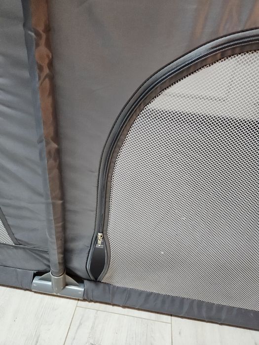 Tarc de joacă copii Lionelo – spațios, stabil și ușor de montat