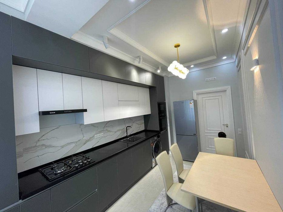 Сдается 3шка люкс квартира в элитной ЖК Парисеин на Яккасарайском