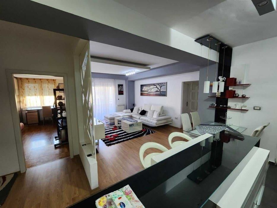 Дава се под наем Тристаен апартамент в София, Слатина - 95 кв.м за 561 € - Снимка #1