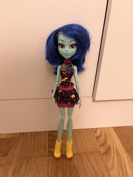 кукла монстер хай