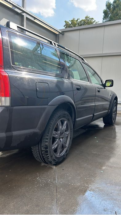 Volvo XC70 2004 2.4 D5