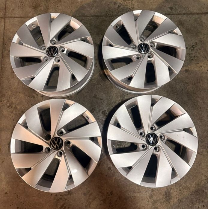 Set Jante Originale Volkswagen 17 Belmont Golf 7,8

Specificatii Jante