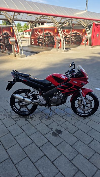 Honda cbr 125 jc34