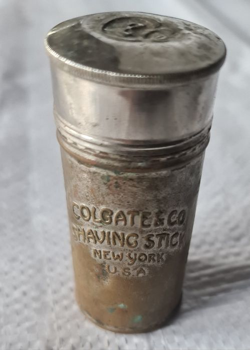 Cutie vintage Colgate