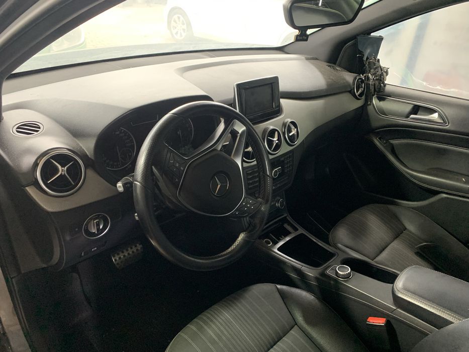 Mercedes B200cdi/136hp/w246/2014г ,На части