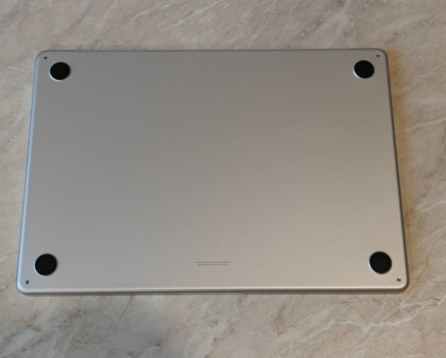 MacBook Air 15 M4 24/1TB 3 цикла