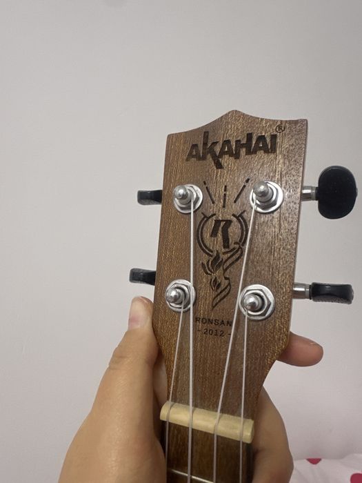 Укулеле Akahai Ronsani 2012