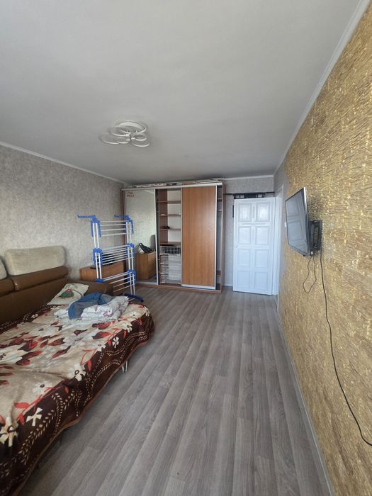 Сдам 2х комн квартиру