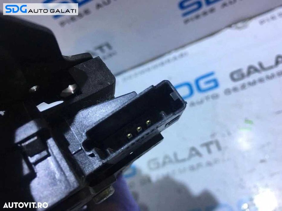 Broasca Incuietoare Hayon Haion Portbagaj Opel Astra J 2009 - 2015 Cod 13587646 13581023 [B3384]