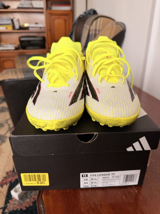Adidas F50 turf purtati doar odata, marimea 44