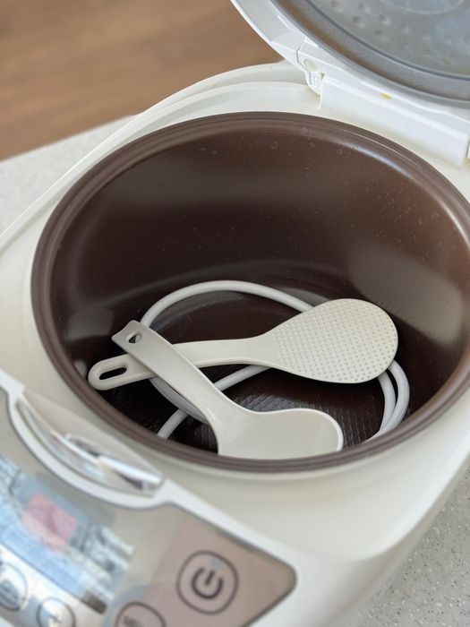 Продам мультиварку