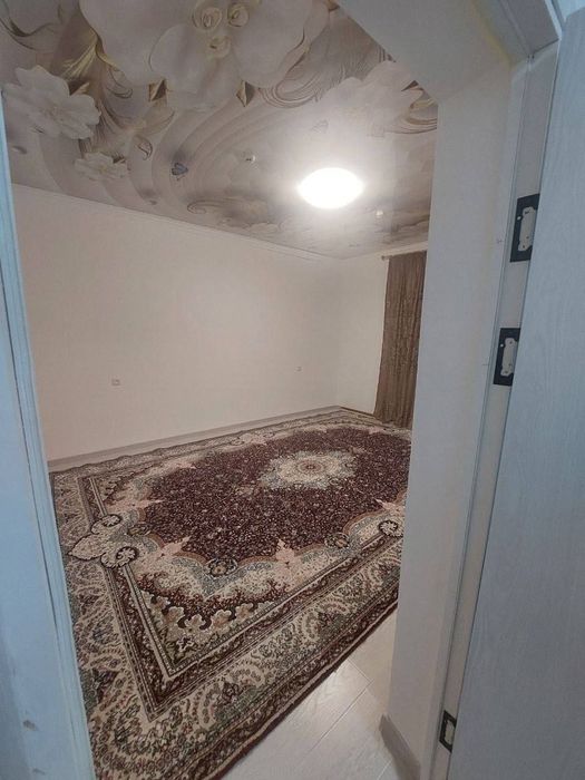 Чоштепа продаётся 2/16/16 квартира мебель и техникой!