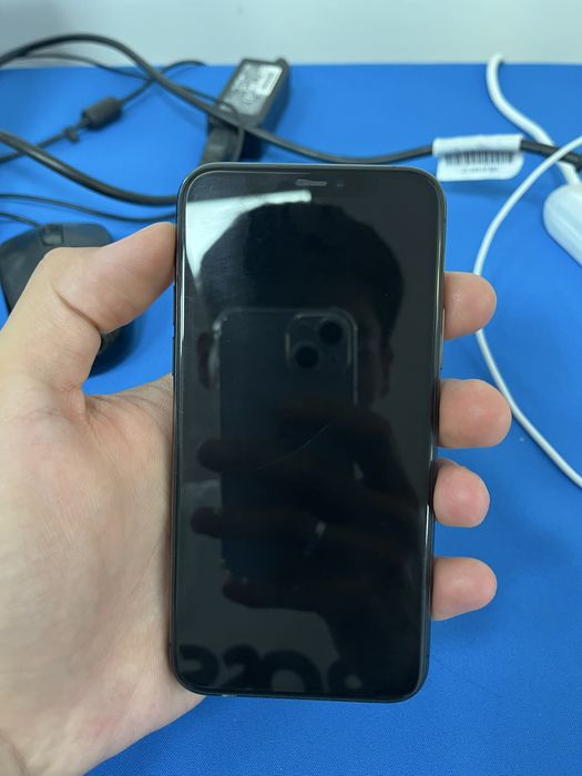 Apple    11  pro