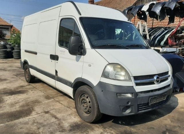 Far/faruri Opel Movano / Renault Master an 2003 + ( Europa )