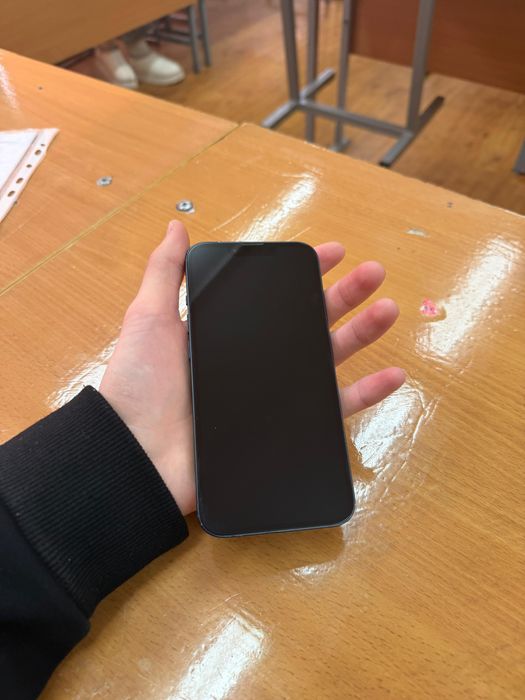 Айфон 13 идеаллл