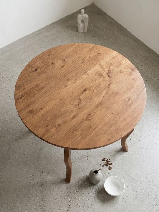 Masa rotunda eleganta