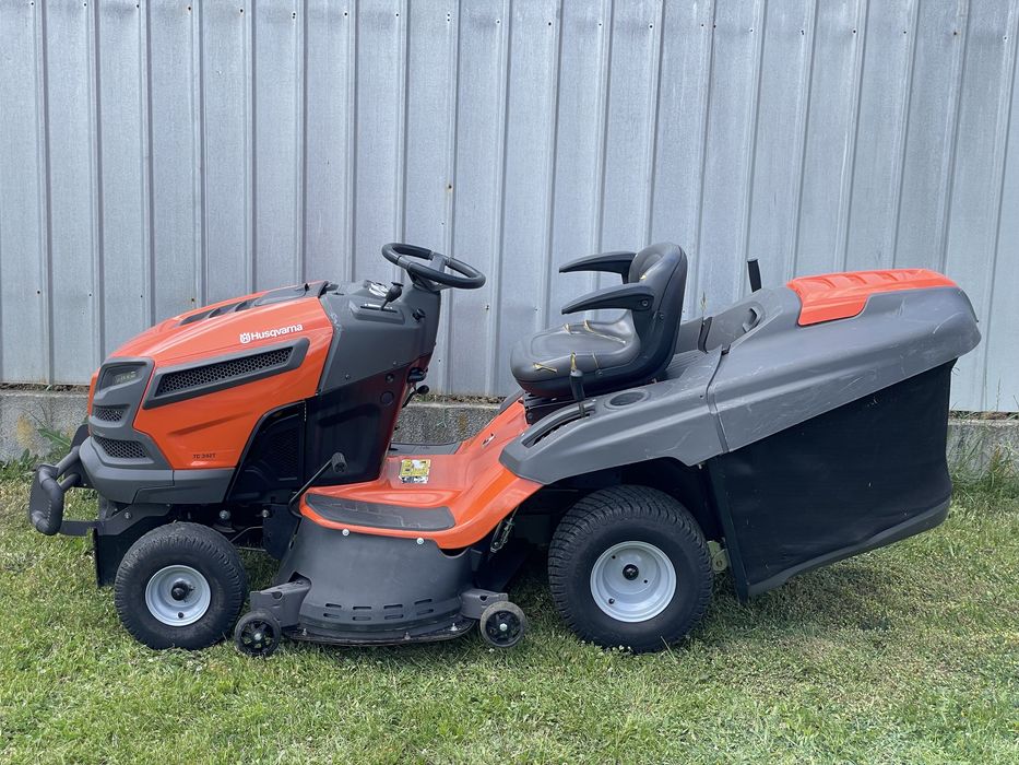 Tractoras de tuns iarba Husqvarna TC 342 T