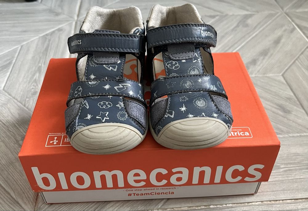Сандалии Biomecanics