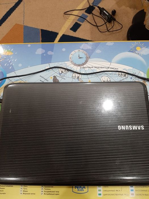 Ноутбук Samsung R525