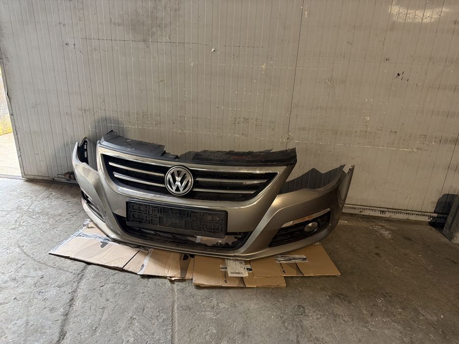 Bara/Spoiler/Masca Grila Vw Passat Cc An 2010 Cu defect