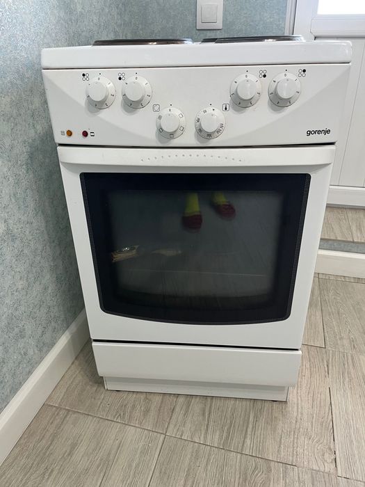 Продам элктрическую плиту