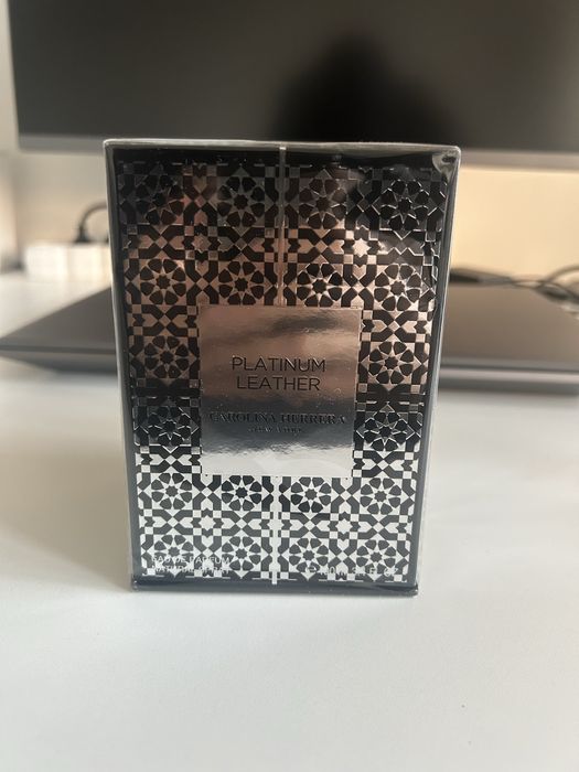 Парфюм Carolina Herrera Platinum Leather + подарък