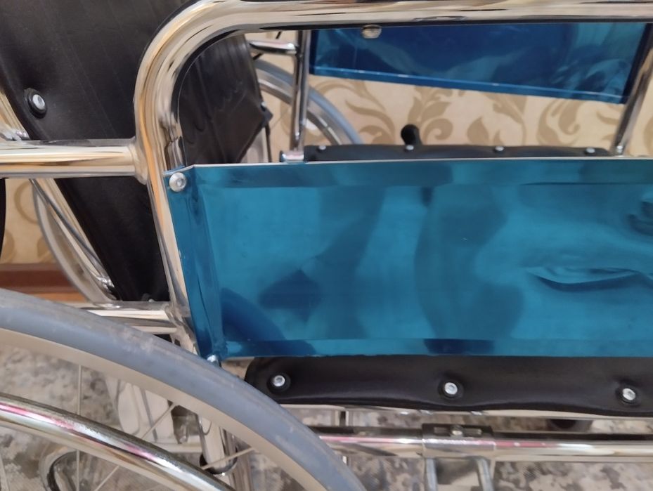 Продам коляску инвалидную