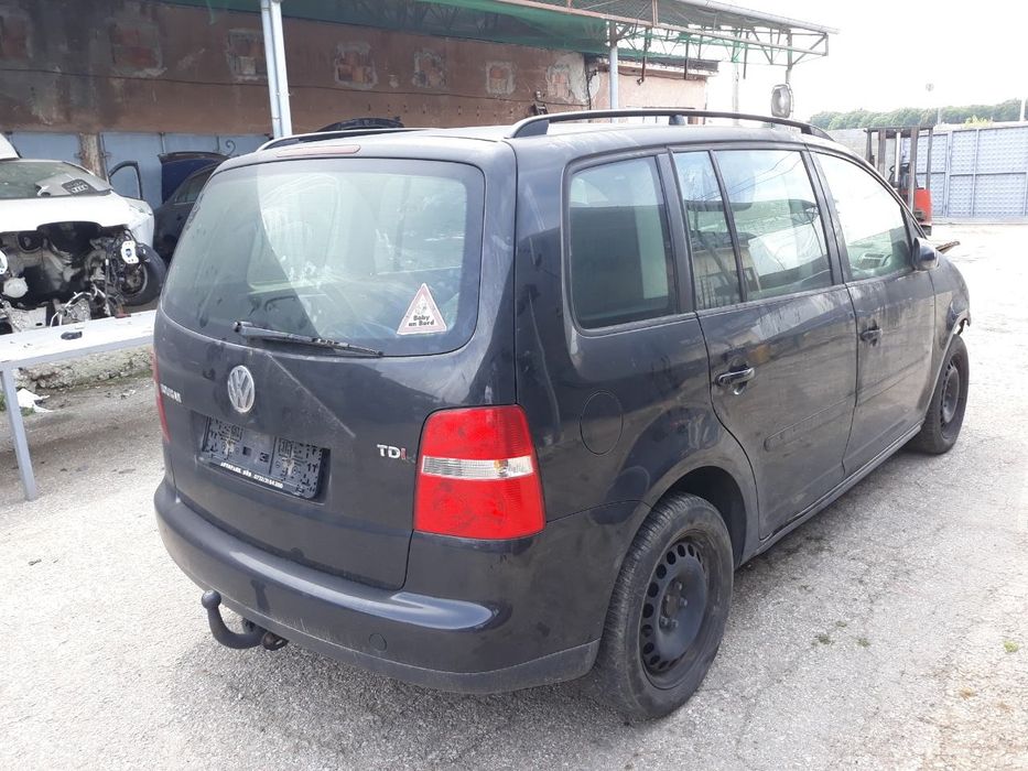 Vw Touran 1.9 101к.с. AVQ 6ск. На части