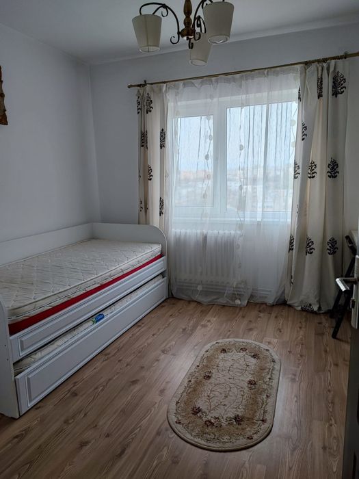 Persoana fizica! Ofer spre închiriere apartament PODU ROS