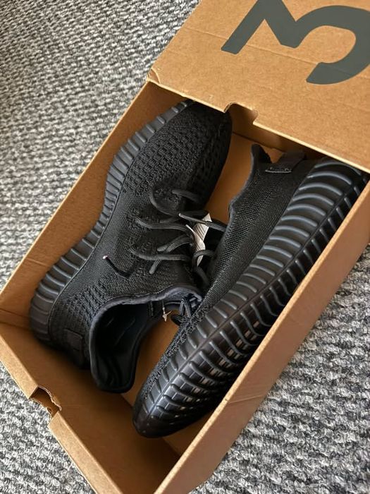 Adidas Yeezy 350 V2