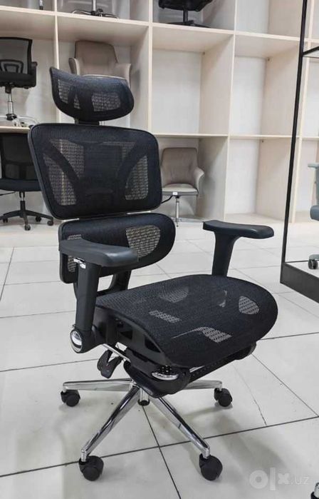 Premium Ergonomik kreslo 402B / 5D podlokotnik / 120 kg / Aksiya