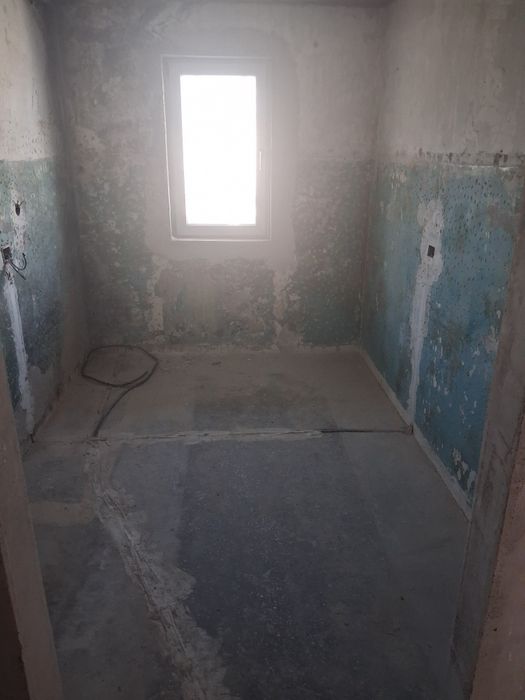 Vând apartament 3 camere decomandat decomandat