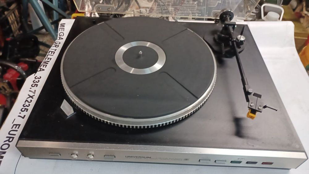 Rolel de magnetofon.. &. Akai GX. 201D